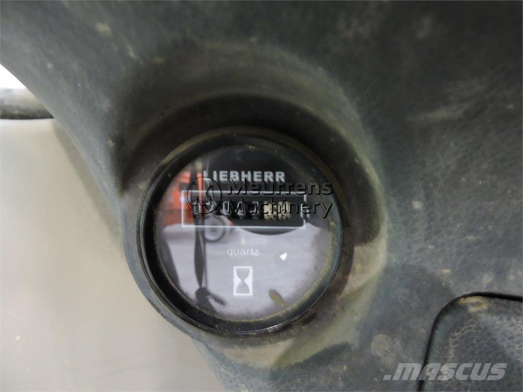 Liebherr A312 Колесни екскаватори