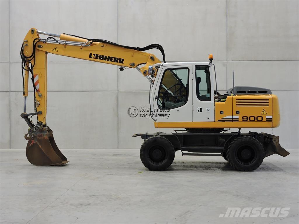 Liebherr A900C Колесни екскаватори