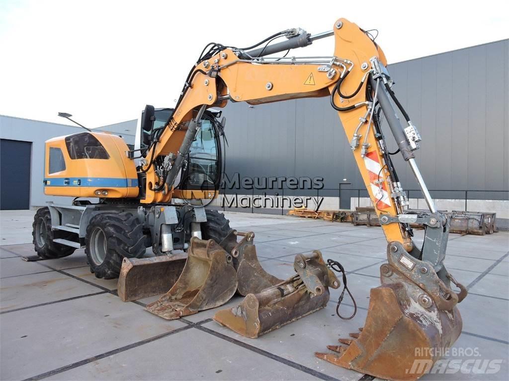 Liebherr A910 Колесни екскаватори