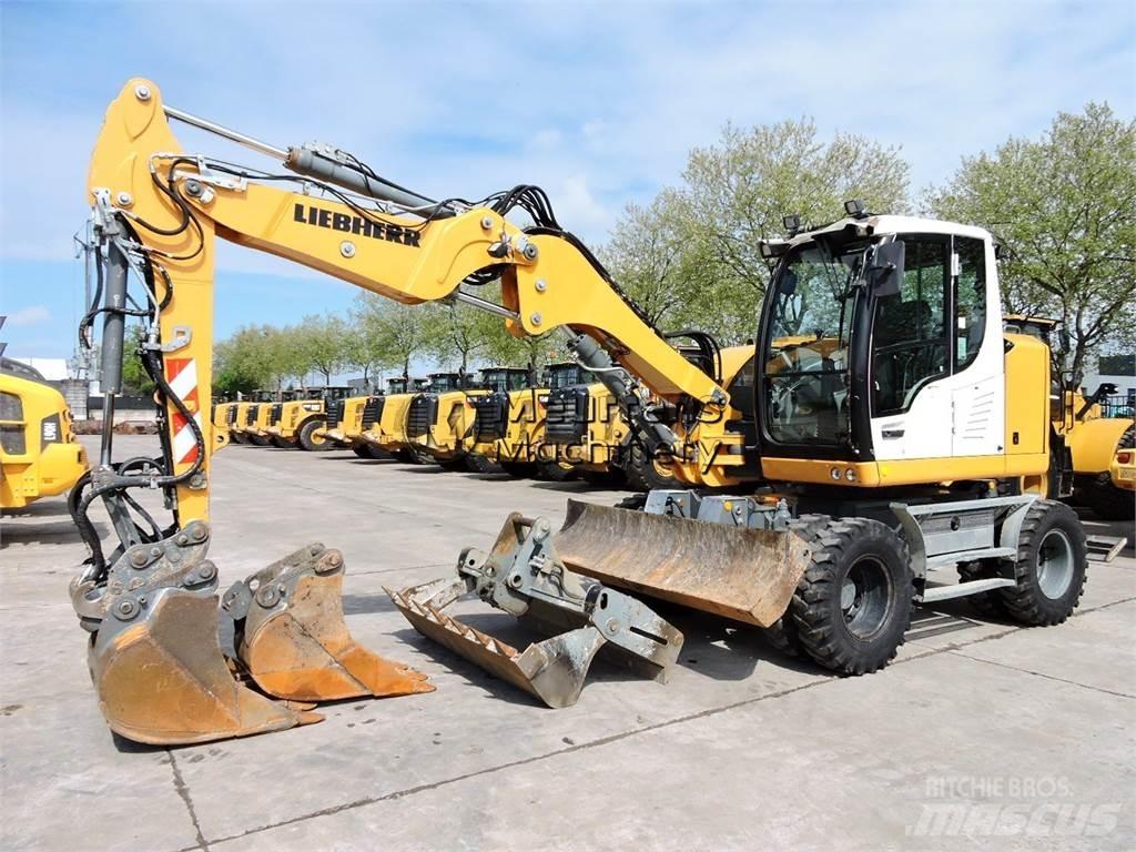 Liebherr A910 Колесни екскаватори