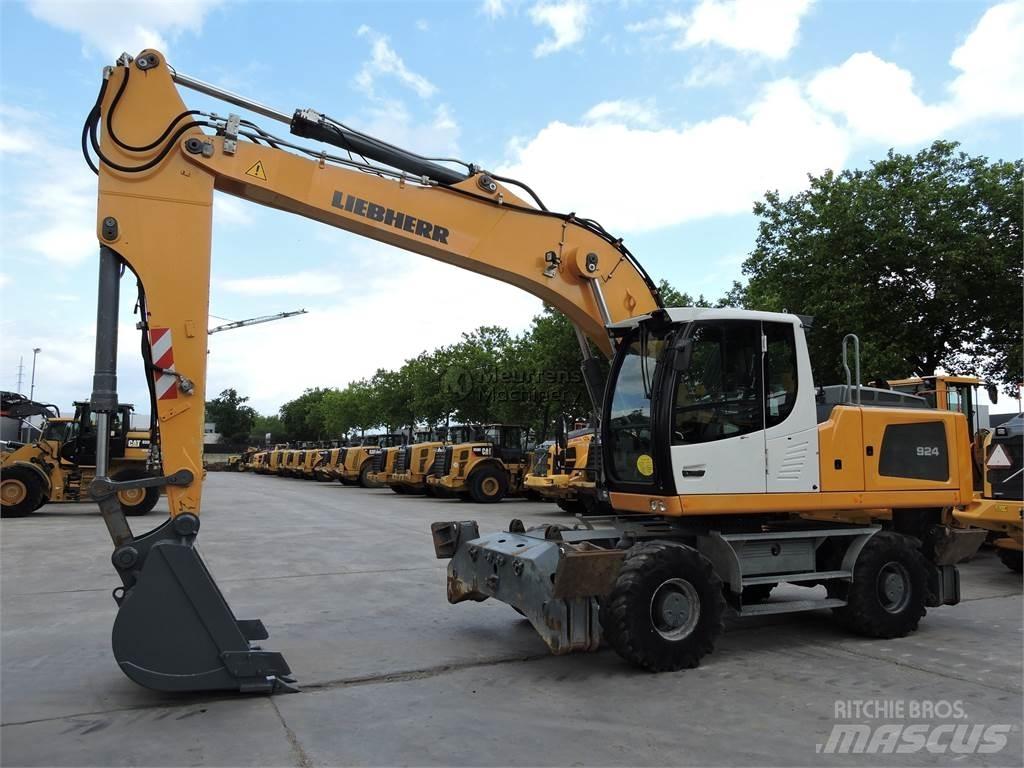 Liebherr A924 Колесни екскаватори