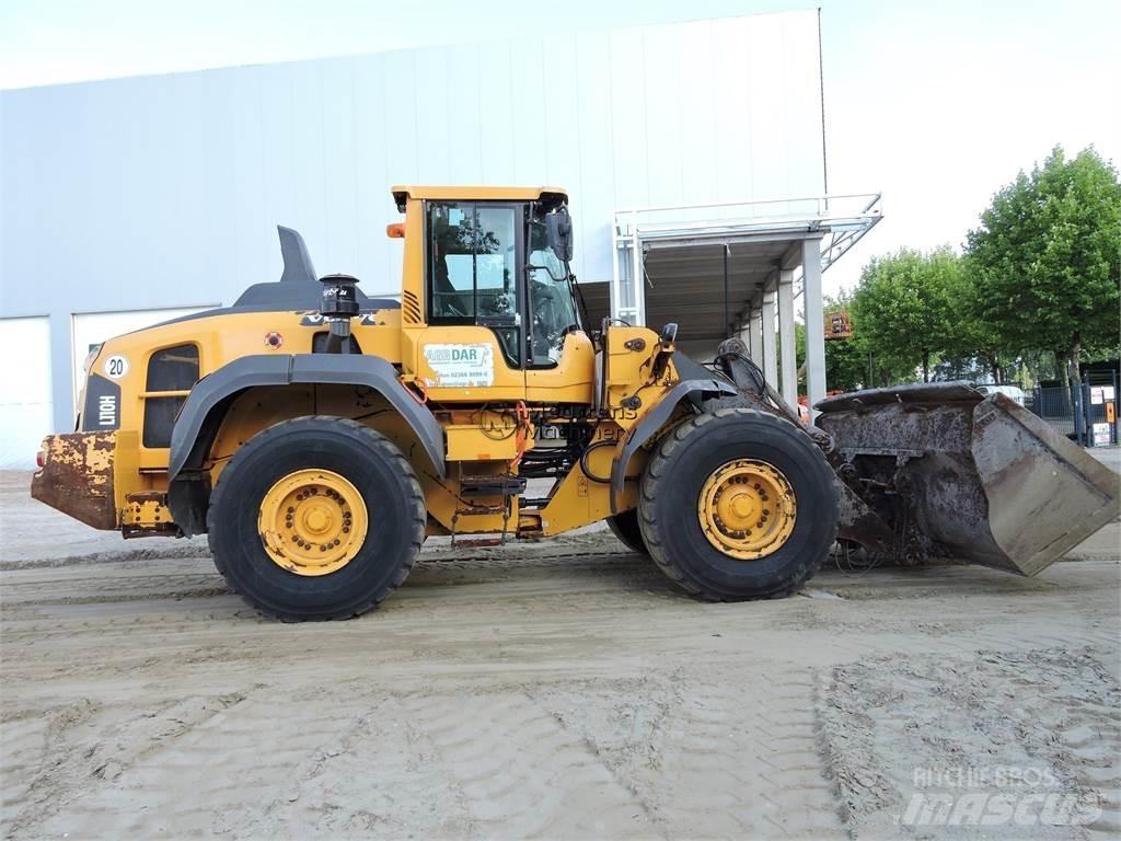 Volvo L110H GERMAN Колесни товарачи