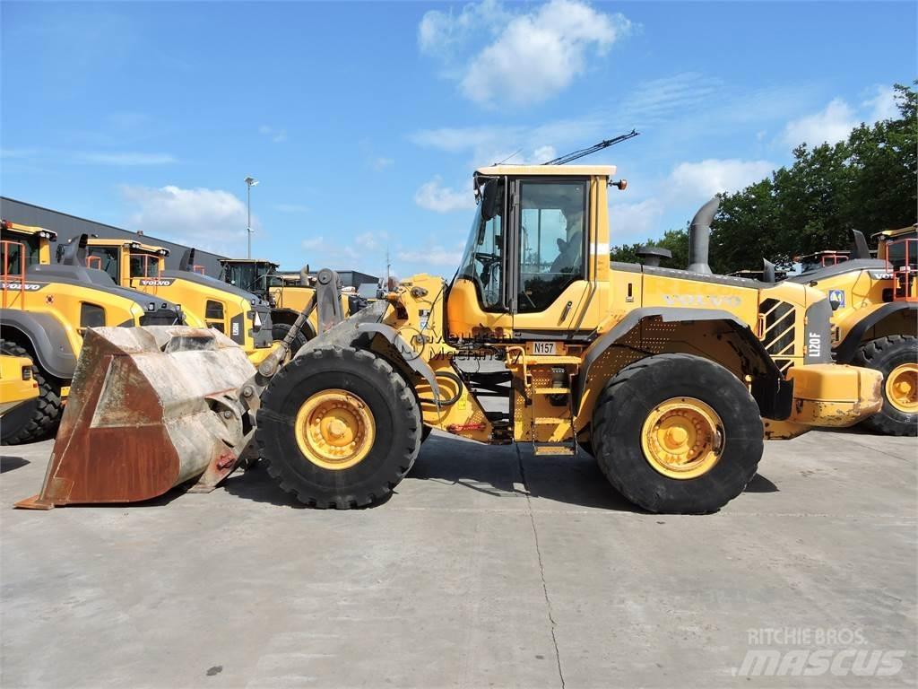 Volvo L120F Колесни товарачи