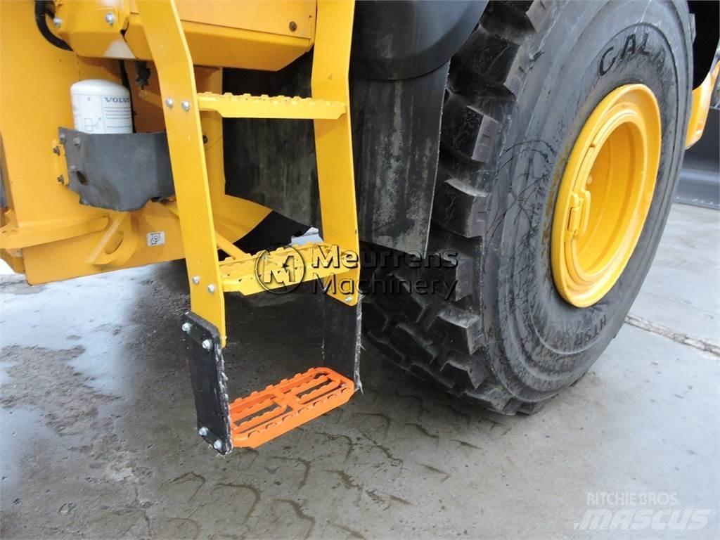 Volvo L150H Колесни товарачи
