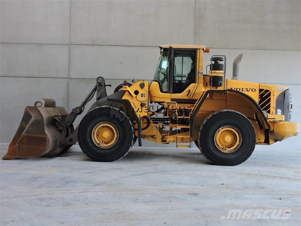 Volvo L180F Колесни товарачи