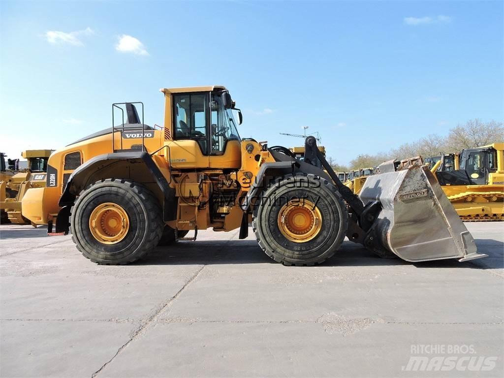 Volvo L220H Колесни товарачи