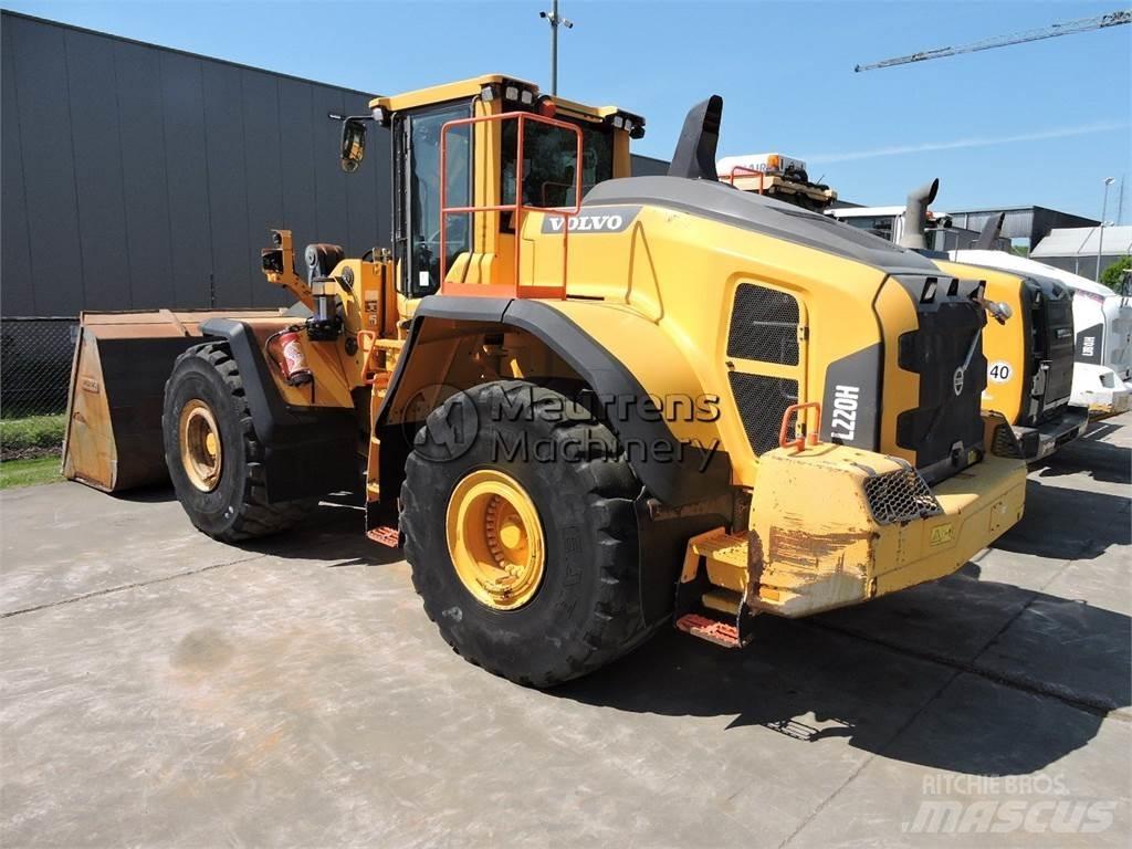 Volvo L220H Колесни товарачи