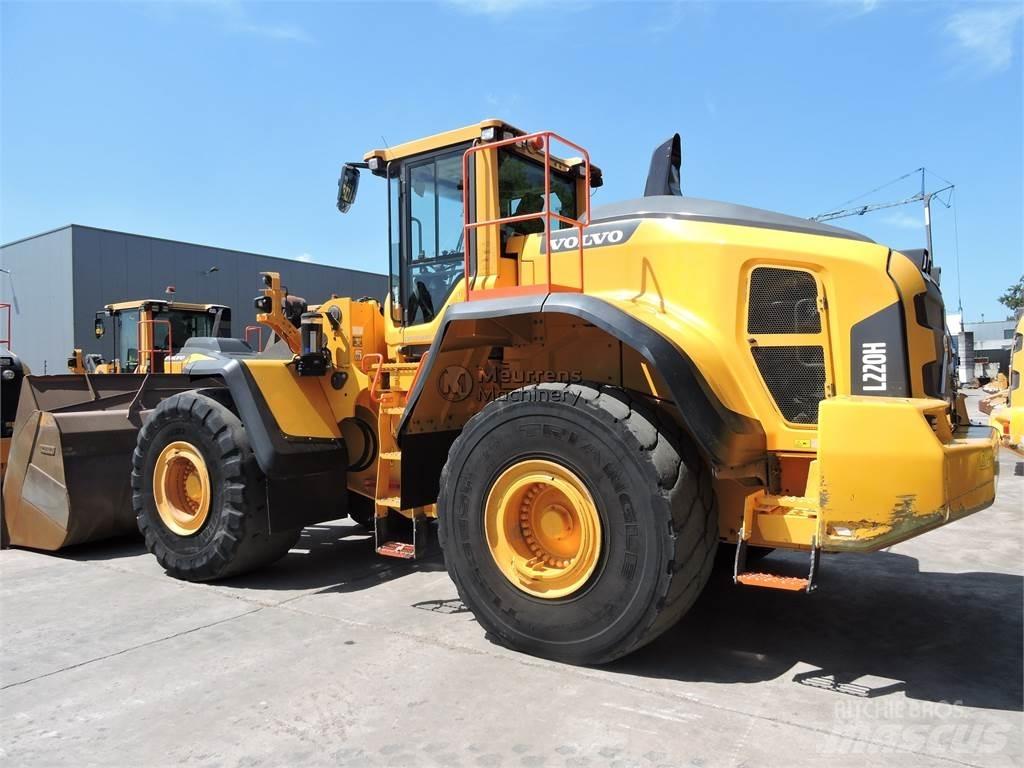 Volvo L220H Колесни товарачи
