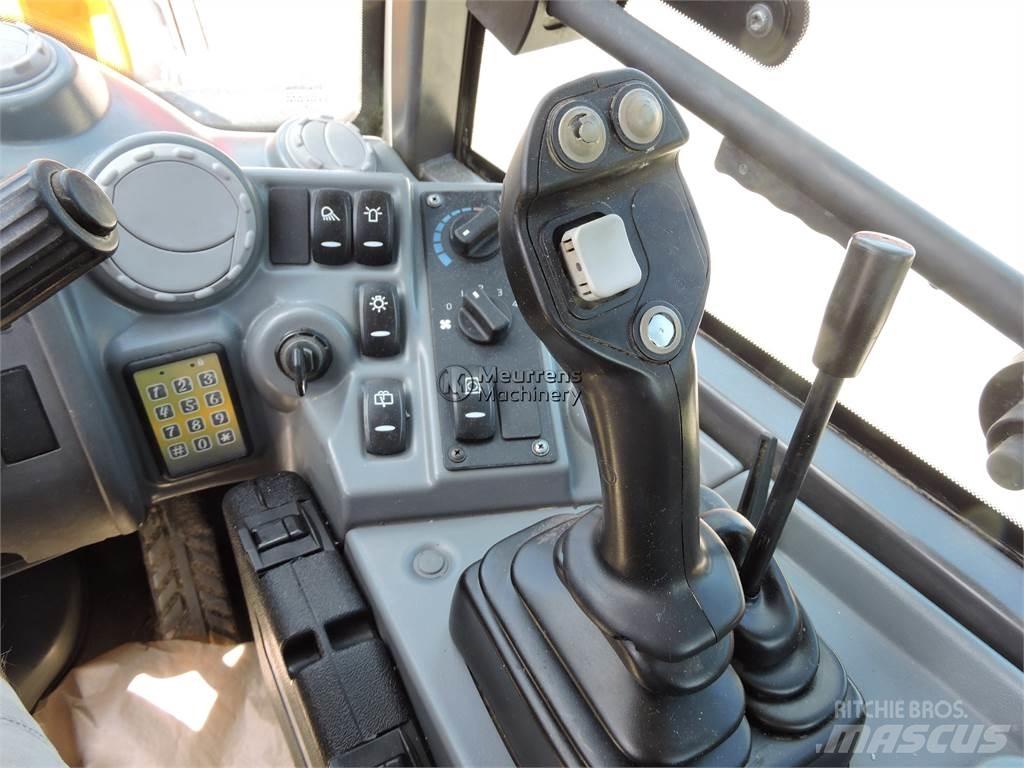 Volvo L25F + FORK Колесни товарачи