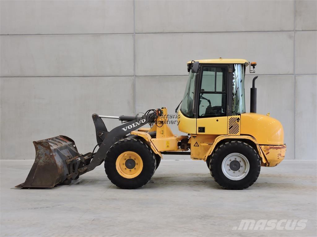 Volvo L35B Колесни товарачи