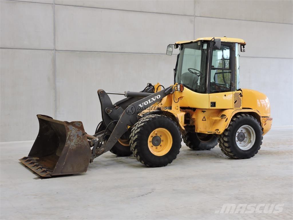 Volvo L35B Колесни товарачи