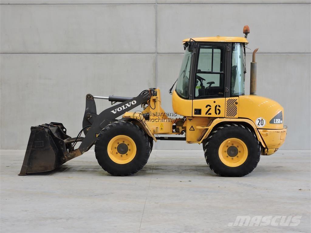 Volvo L35B Колесни товарачи