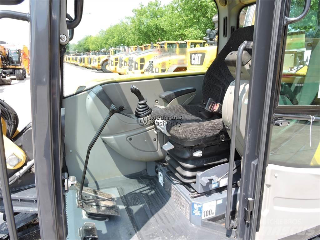 Yanmar SV120 Верижен екскаватор