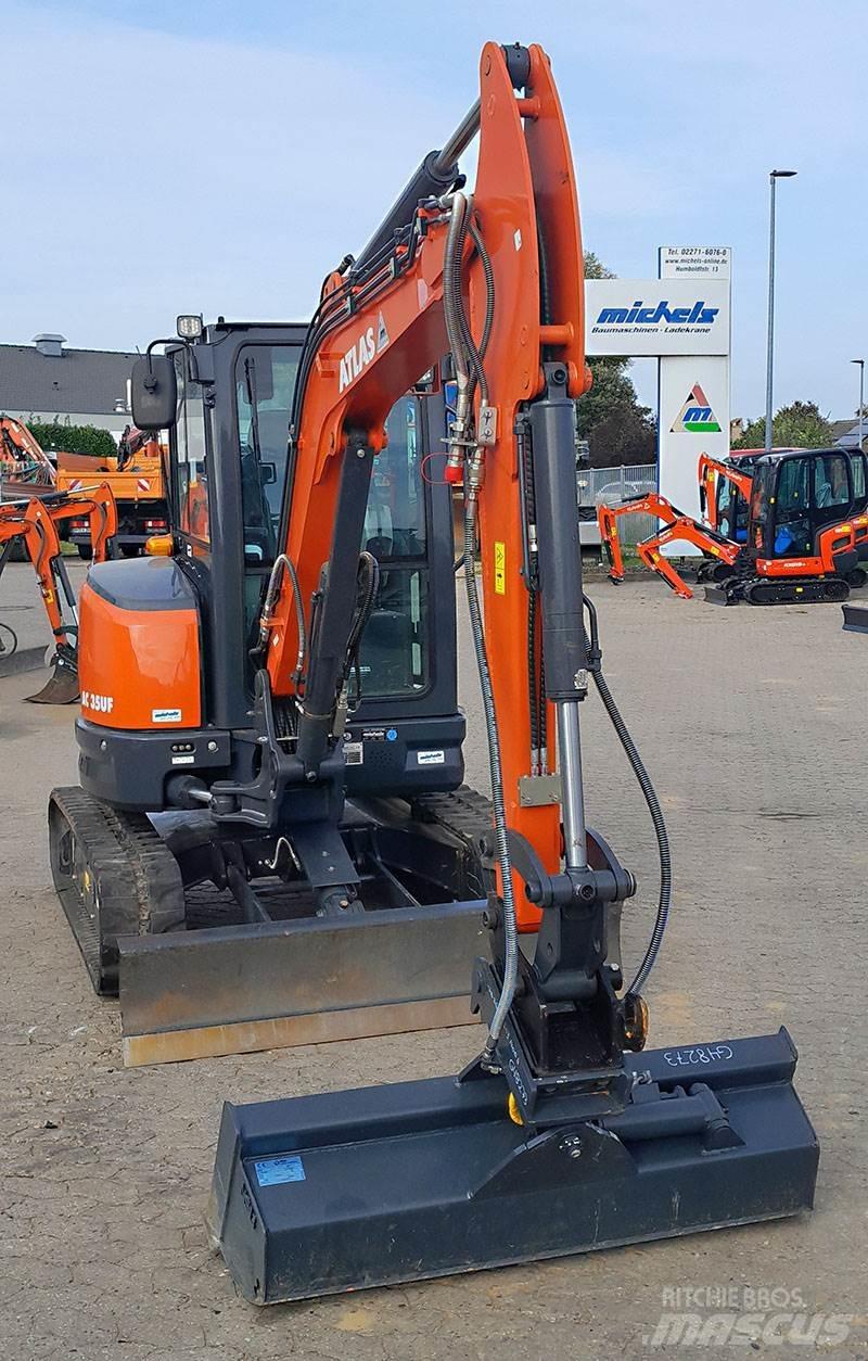 Atlas AC 35 UF Мини екскаватори < 7 т