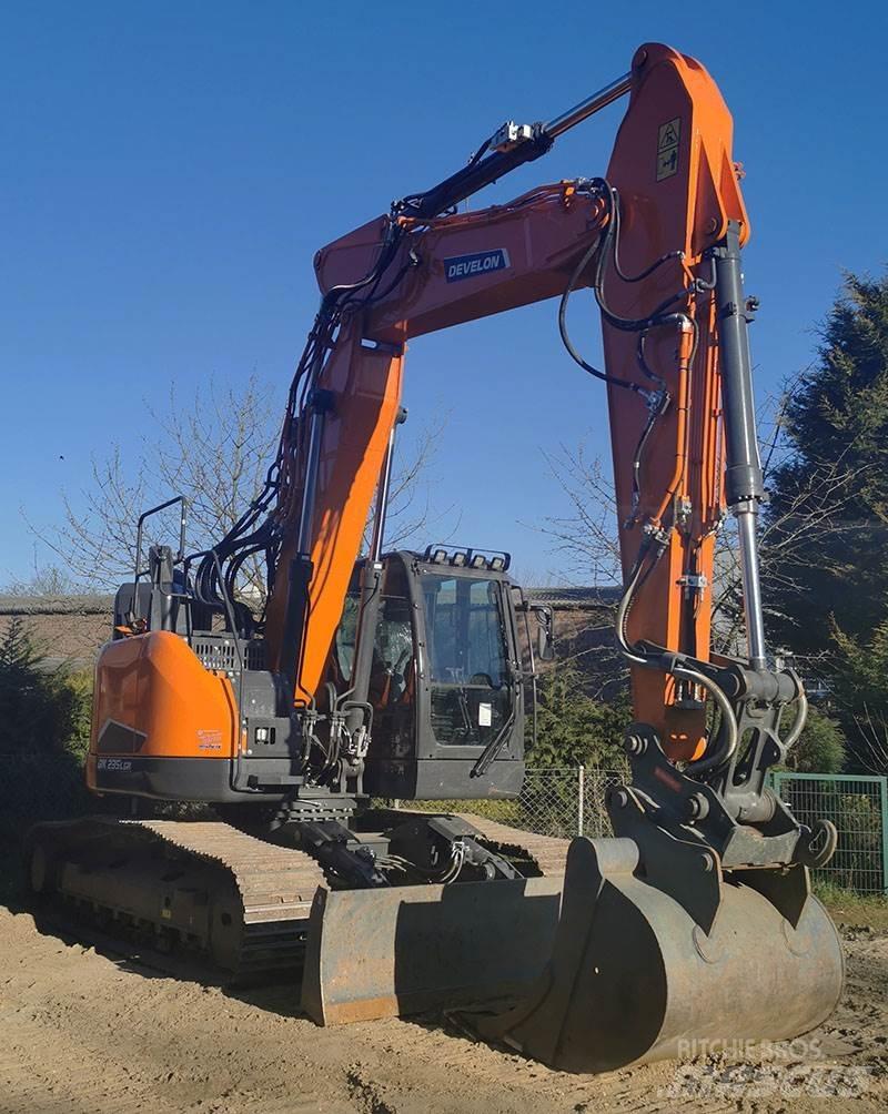 Develon DX 235 LCR-7 Верижен екскаватор
