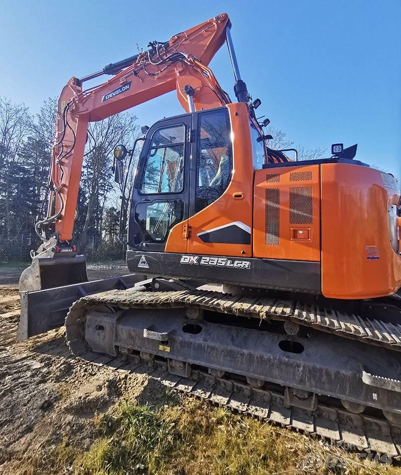 Develon DX 235 LCR-7 Верижен екскаватор