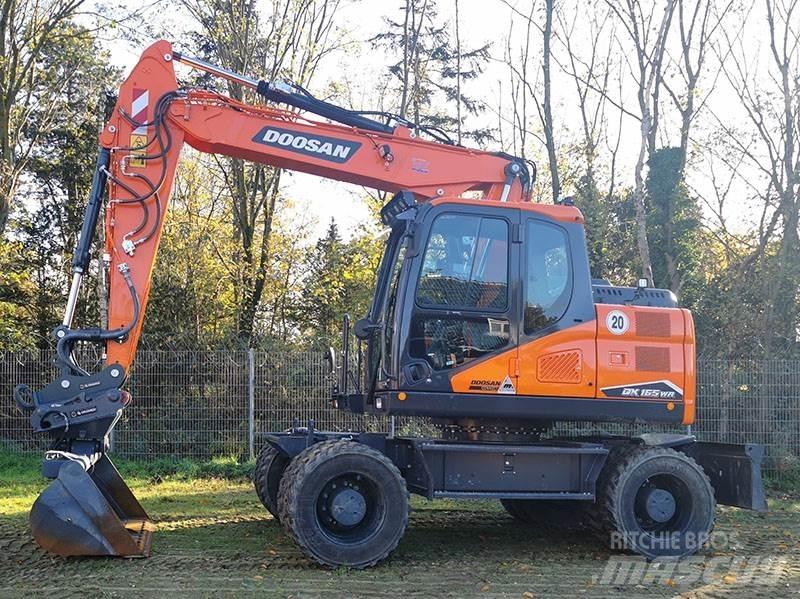 Doosan DX 165 WR-7 Колесни екскаватори