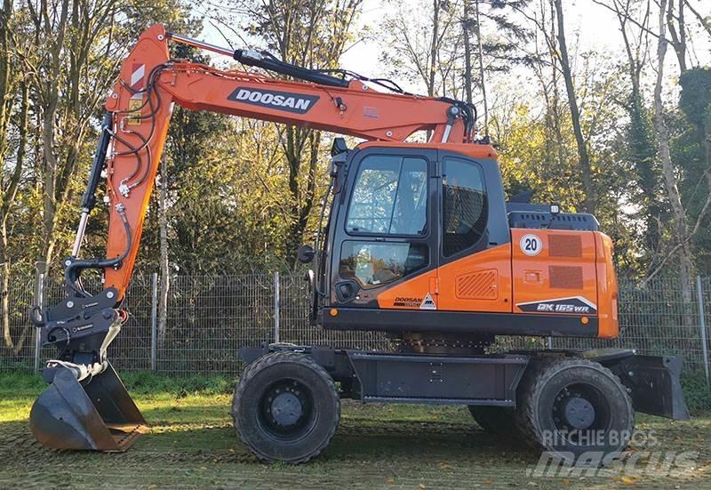 Doosan DX 165 WR-7 Колесни екскаватори