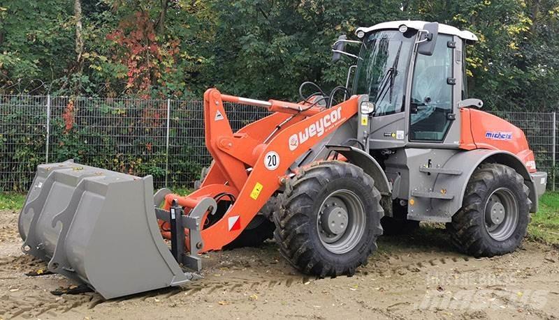 Weycor AR 580 Колесни товарачи
