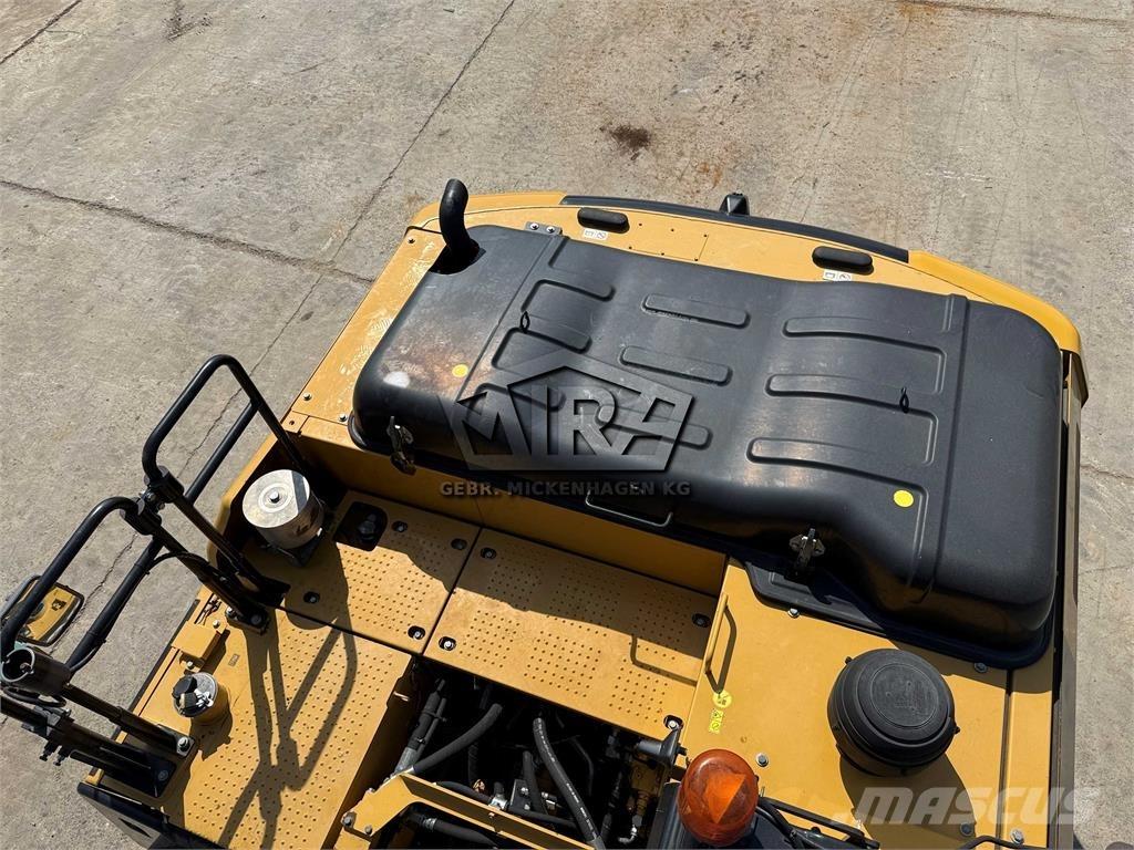 CAT 323 EL Верижен екскаватор