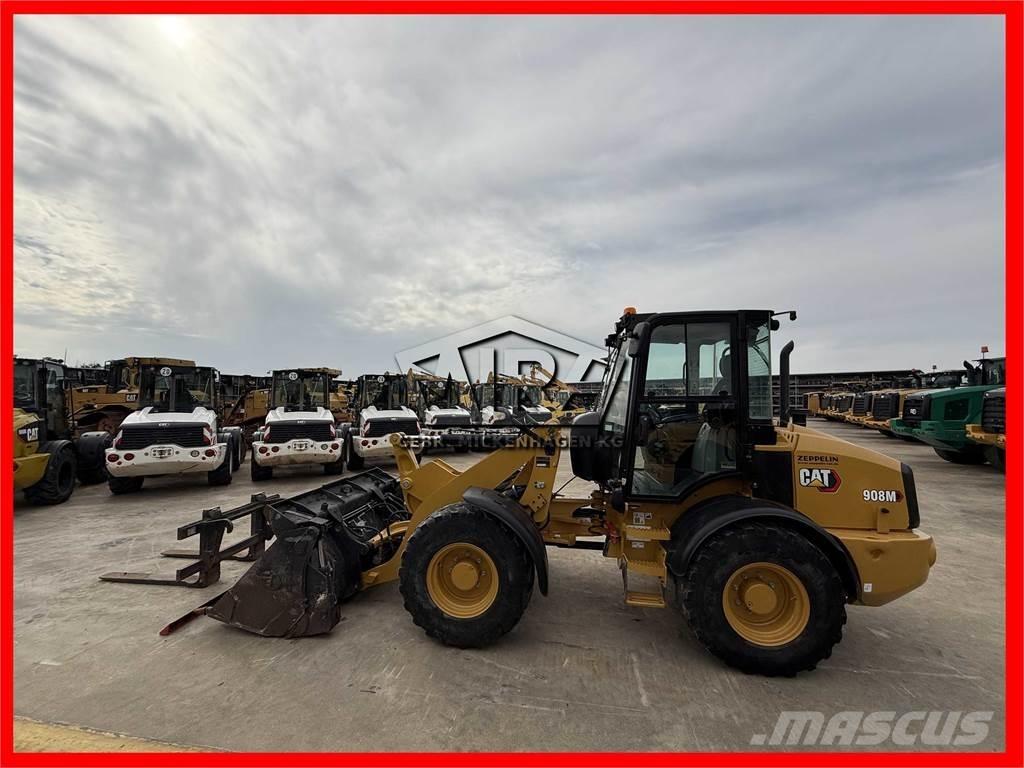 CAT 908 M Колесни товарачи