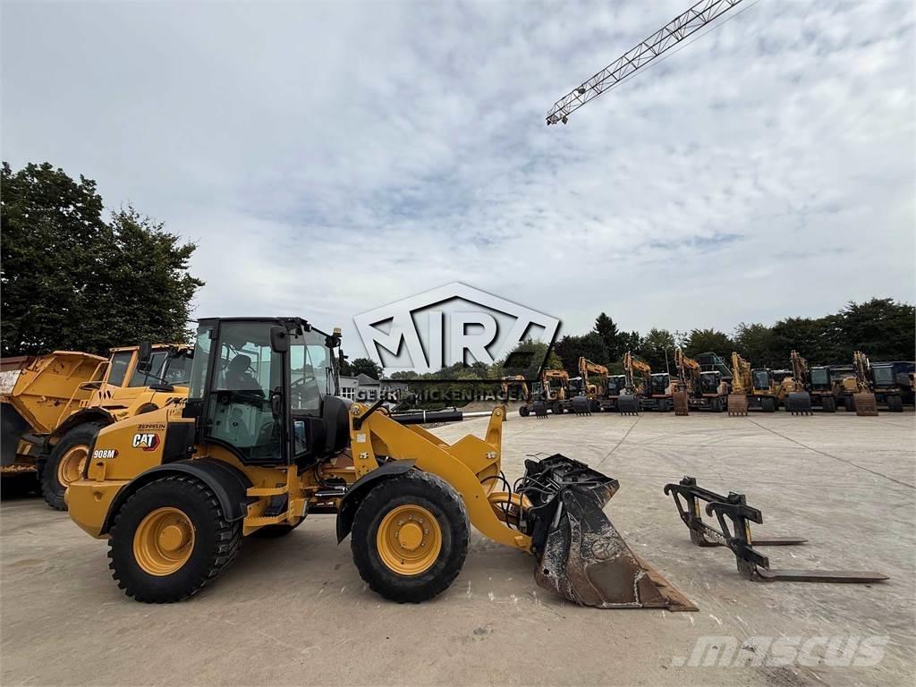 CAT 908 M Колесни товарачи