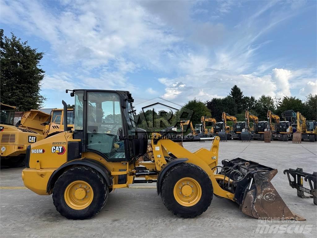 CAT 908 M Колесни товарачи
