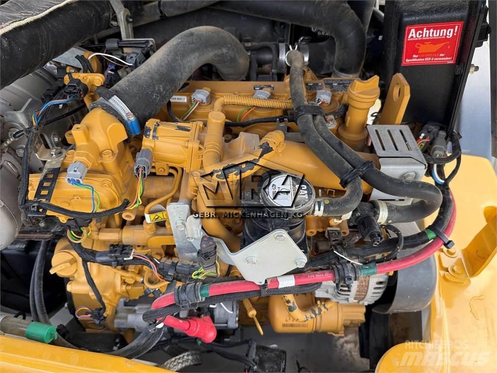 CAT 908 M Колесни товарачи