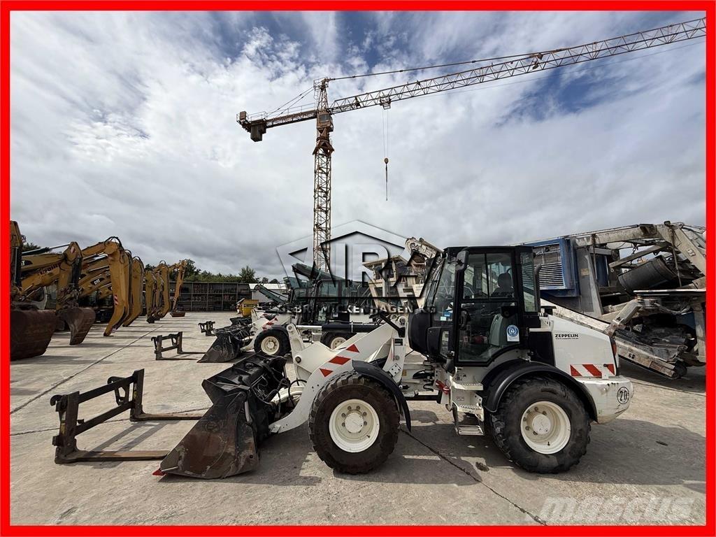 CAT 908 M Колесни товарачи