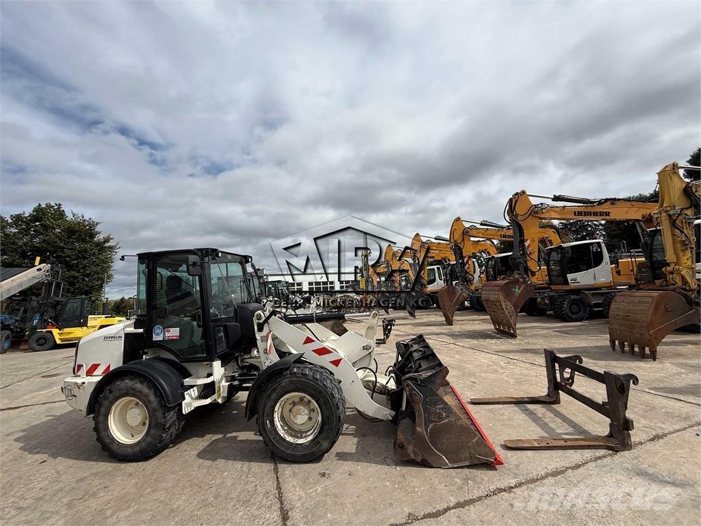 CAT 908 M Колесни товарачи