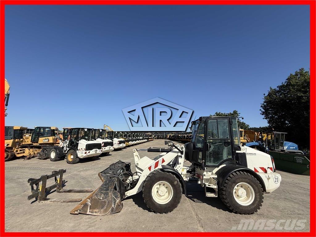 CAT 908M Колесни товарачи