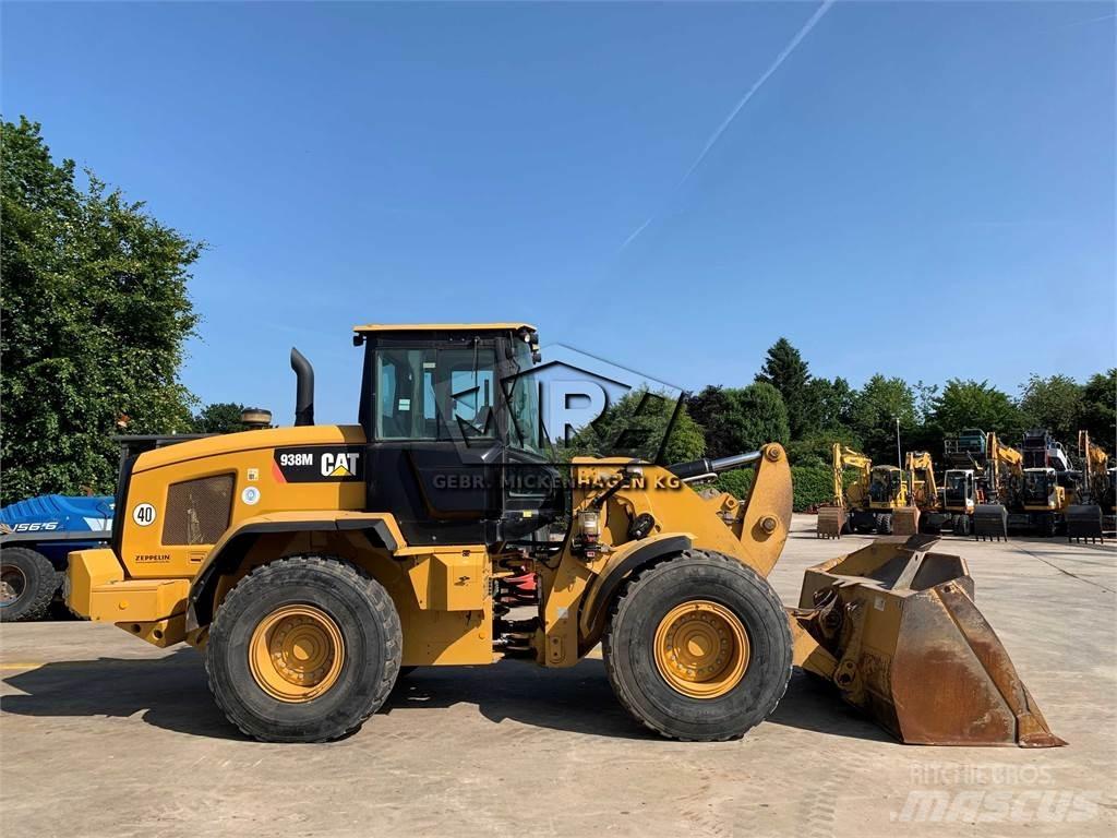 CAT 938M Колесни товарачи