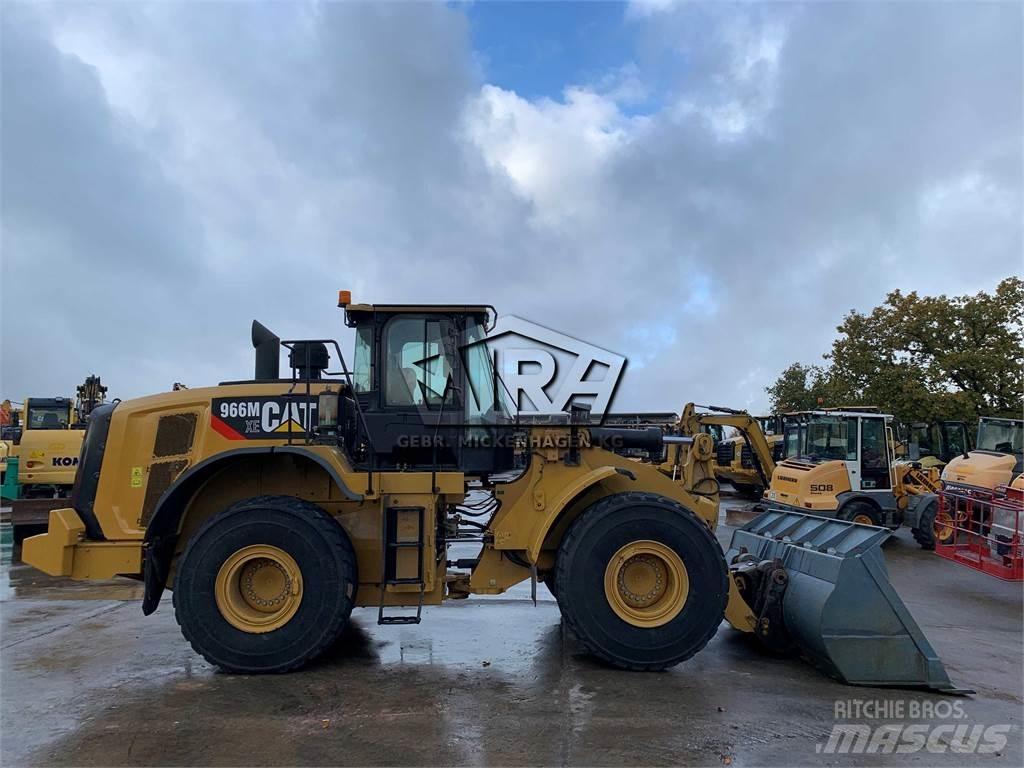 CAT 966M XE Колесни товарачи