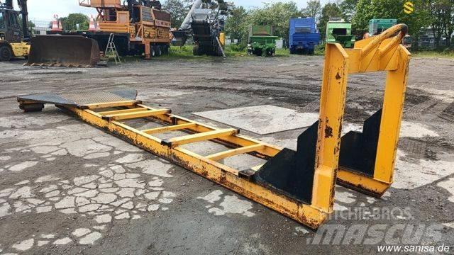  Abrollfahrgetsell Камиони с кран с кука
