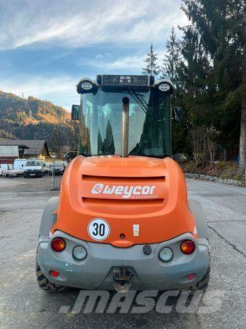 Atlas AR 480 Колесни товарачи