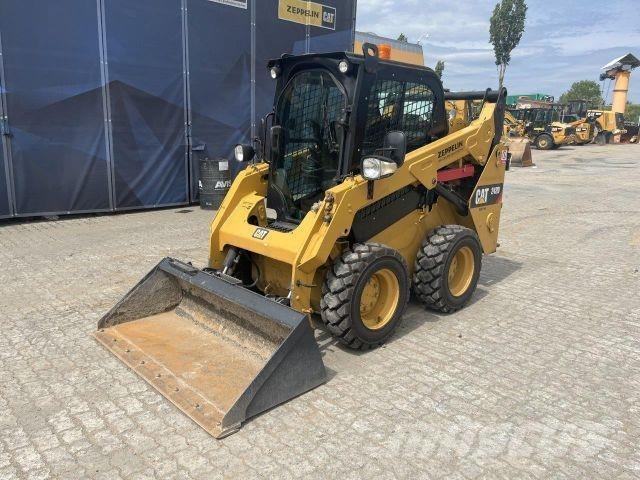 CAT 242D Строителство - Други