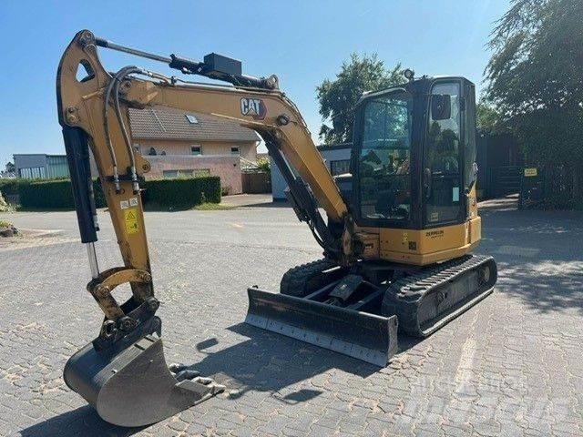 CAT 304 Мини екскаватори < 7 т