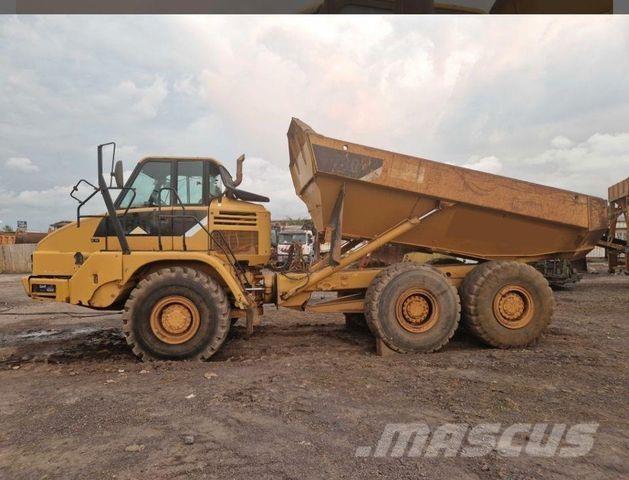 CAT 730 Дъмпери/моторни превозни средства