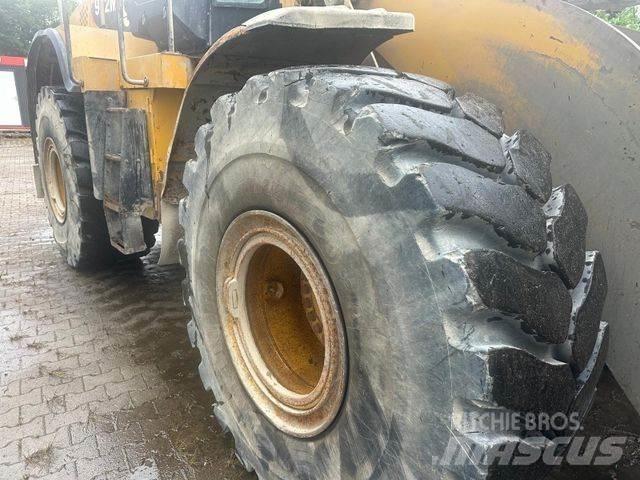 CAT 972 M Колесни товарачи