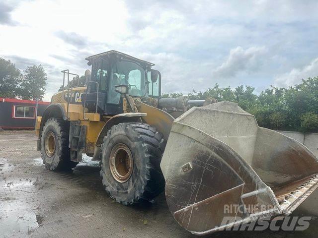 CAT 972 M Колесни товарачи