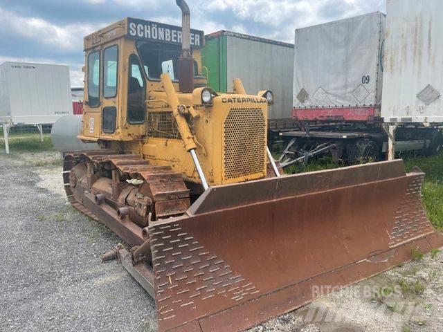 CAT D6D Верижни булдозери
