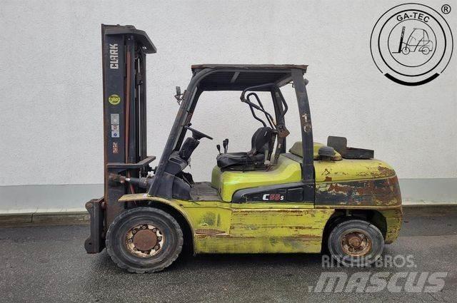 Clark C55SD Дизелови камиони