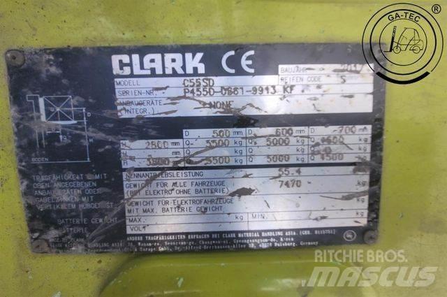 Clark C55SD Дизелови камиони