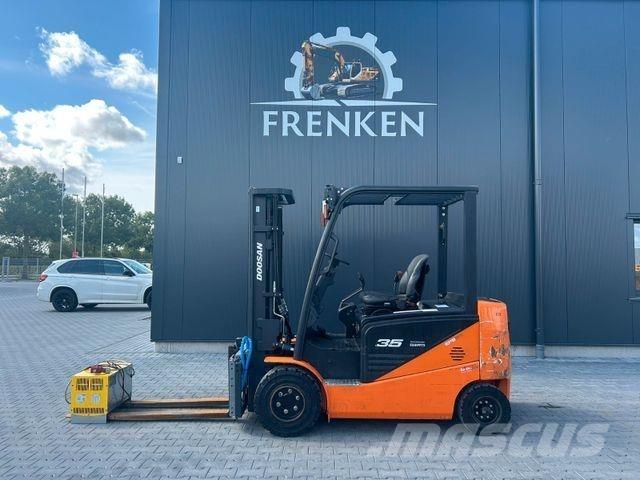 Doosan B 35 NS Електрически вилични кари-повдигачи