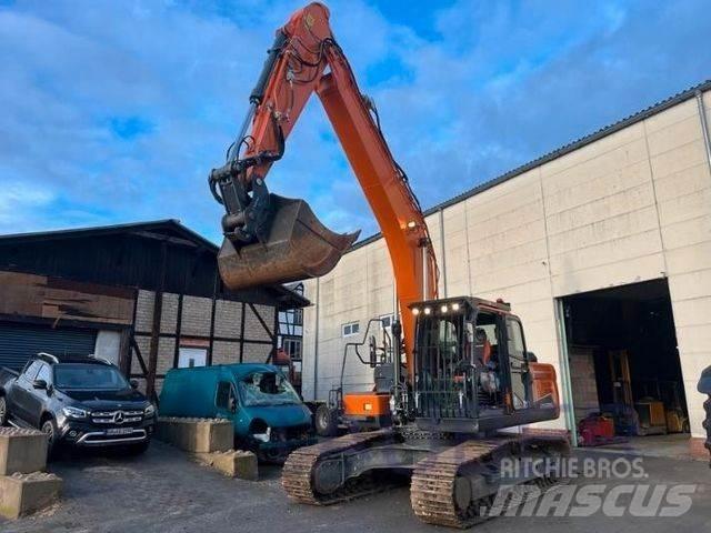 Doosan DX 225 LC-5 Верижен екскаватор