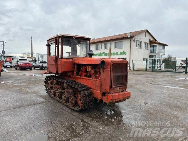 DT75 buldozer Верижни булдозери
