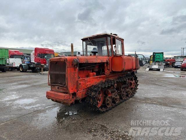  DT75 buldozer Верижни булдозери
