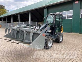 GiANT G2200 HD Колесни товарачи