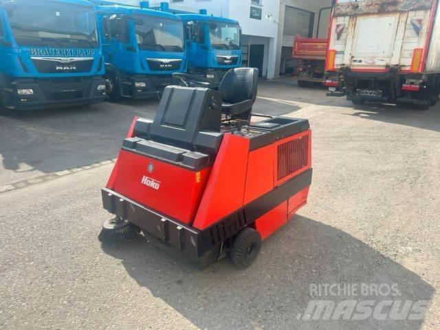 Hako JONAS 1100D Камиони за почистване