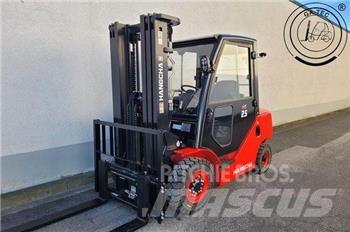 Hangcha CPCD25-XH7F Дизелови камиони
